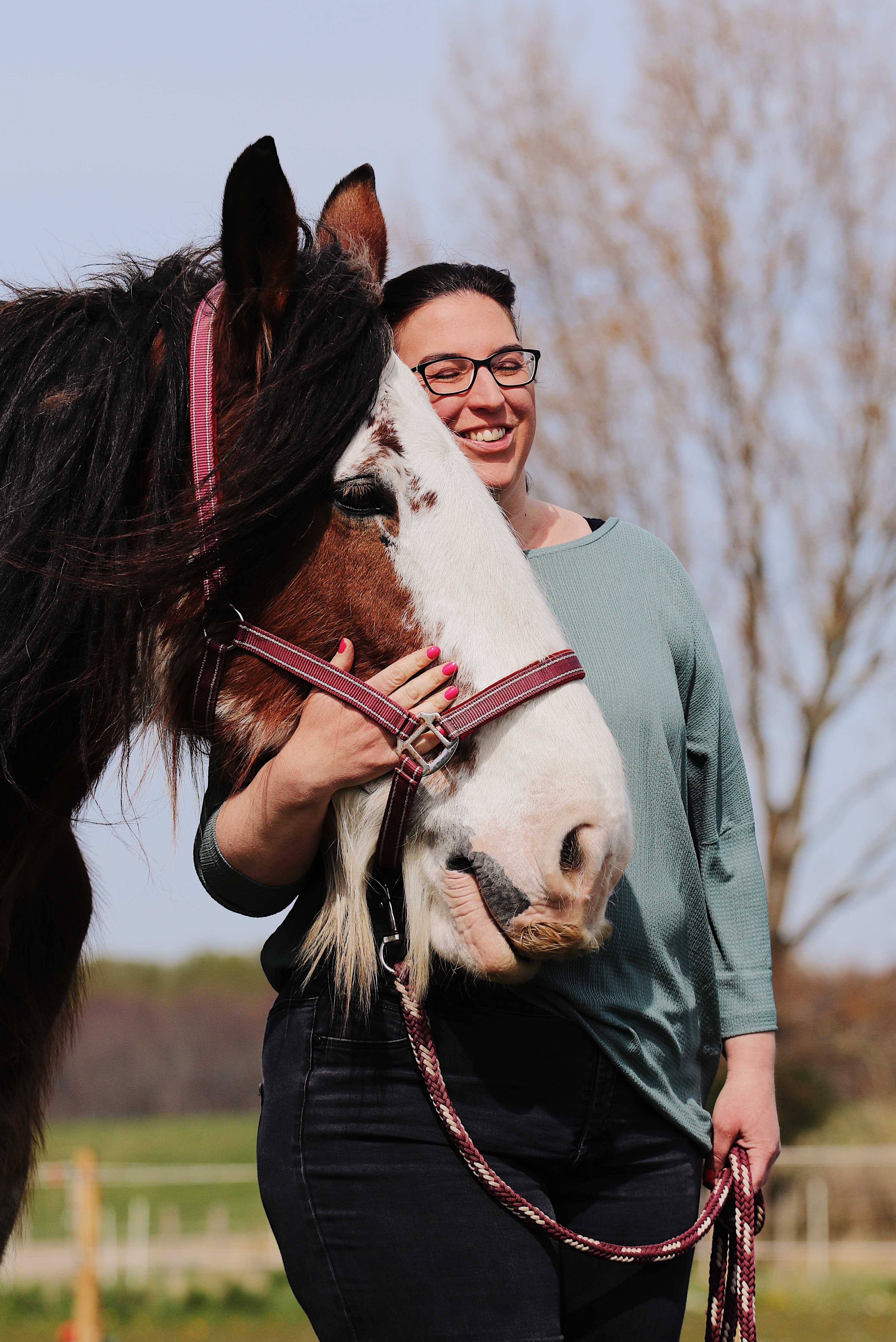 Floortje ontwikkelingspsycholoog, paardencoach, RMTI